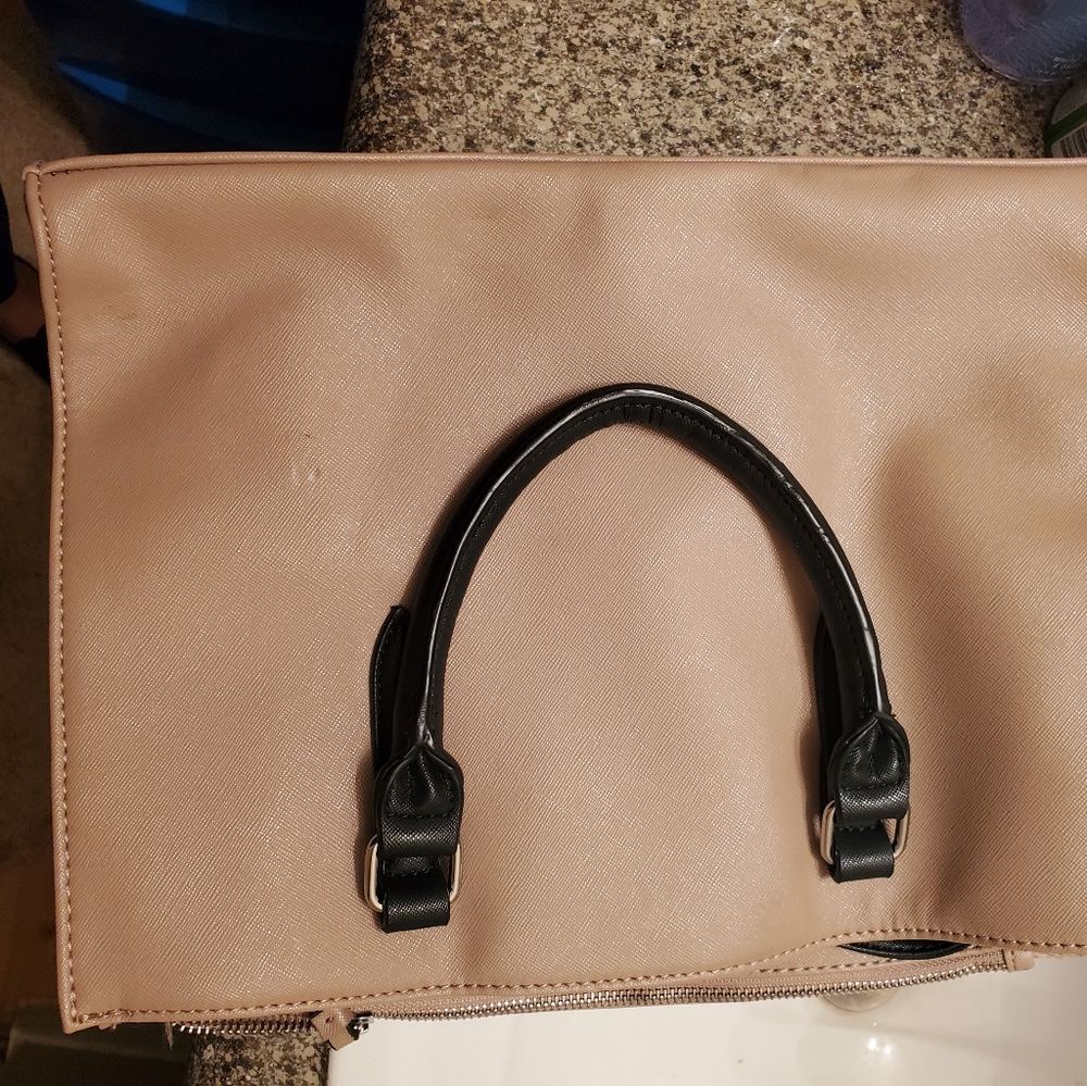 Purse - Picture 2 of 3